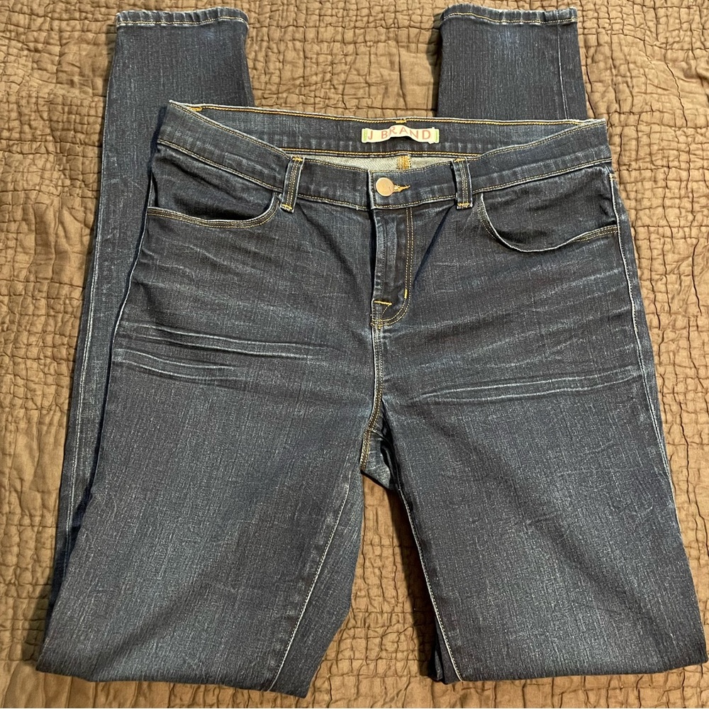 J Brand “starless” skinny jeans size 30. EUC.